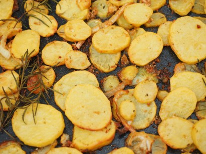 potatoes-609662_1920